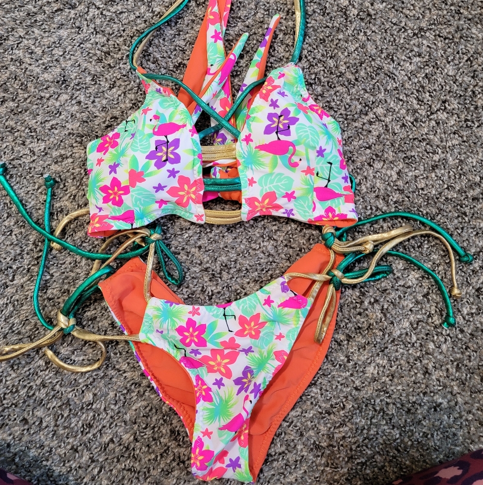 Ravish Sands reversible bikini